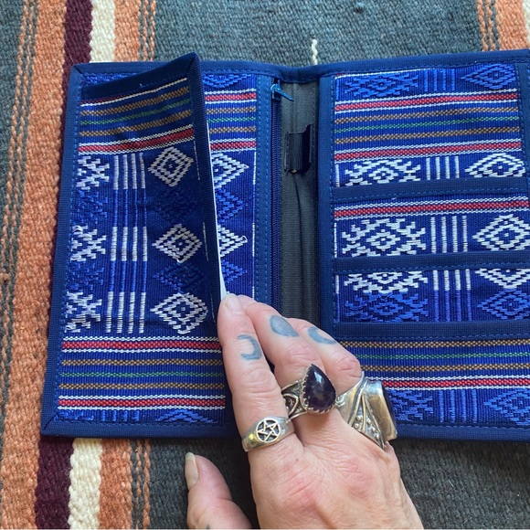 VTG 90’s Cham Weaving Artisan Made Fair Trade Handcrafted Wallet. New! - Picture 11 of 15